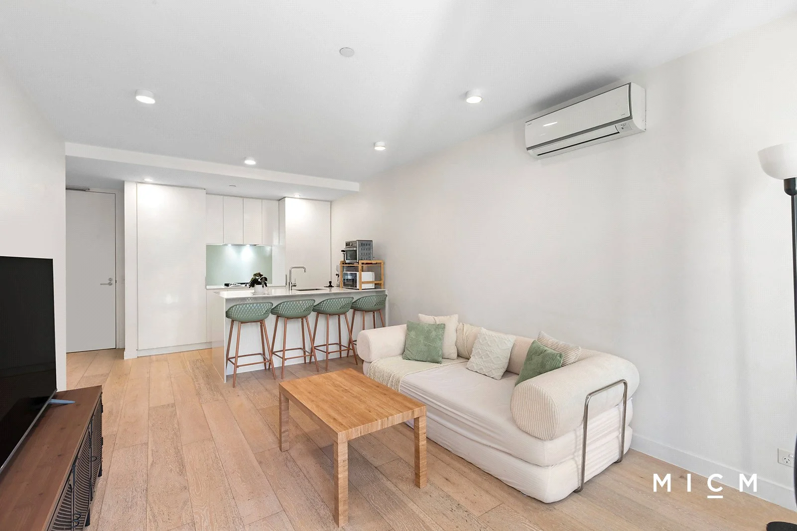 Additional image 2 of 204/162 Rosslyn Street, West Melbourne VIC 3003