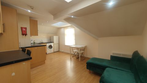 Gold Street, Adamsdown, Cardiff, Cardiff CF24