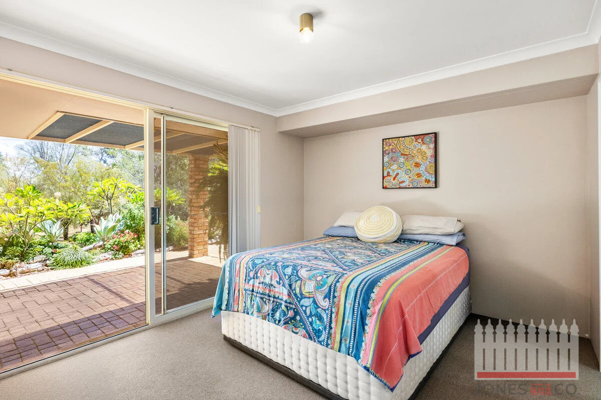 Additional image 5 of 90 Birdwood Drive, Woodridge WA 6041