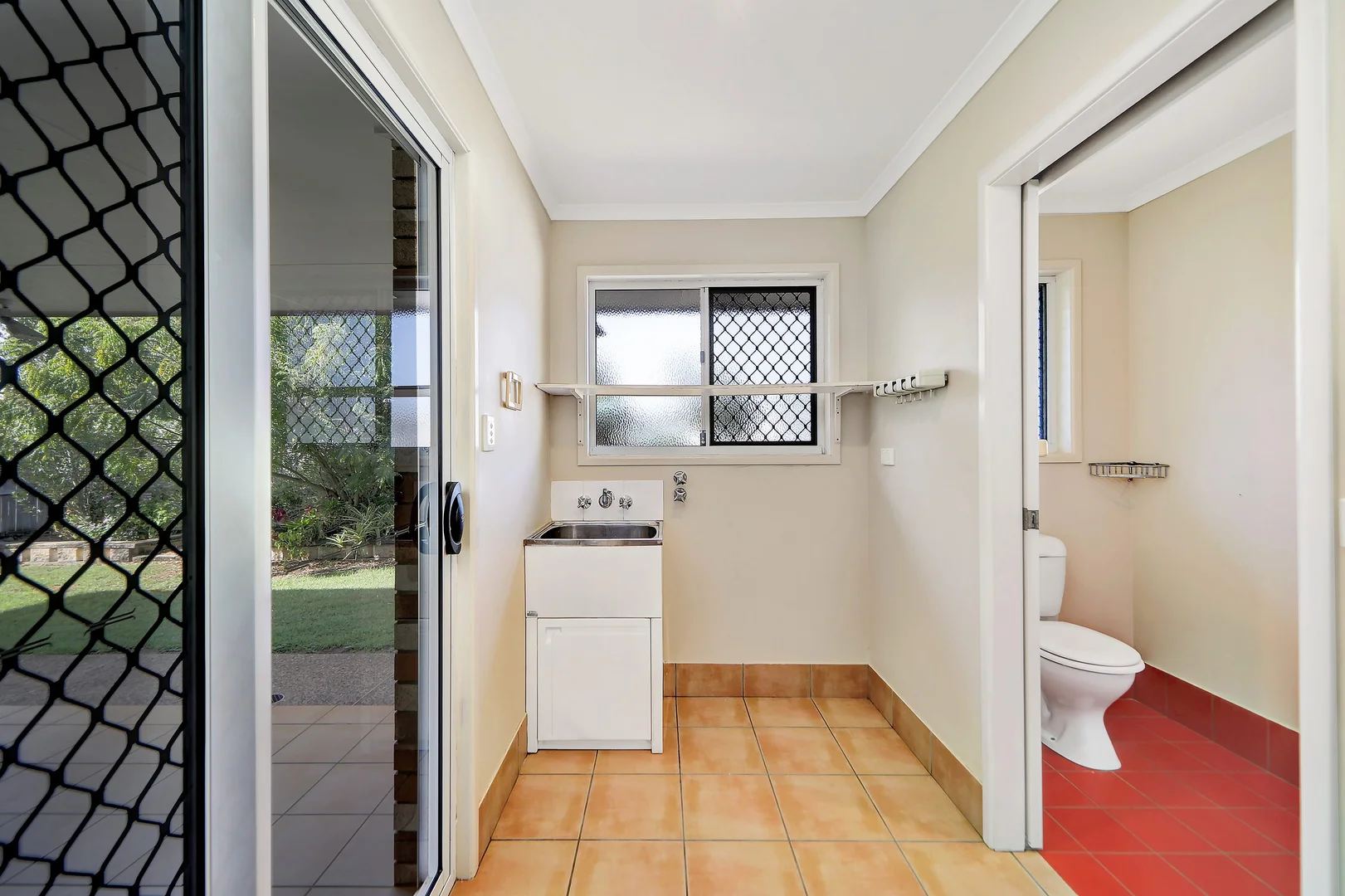 Additional image 26 of 23 Elliott Heads Road, Kepnock QLD 4670