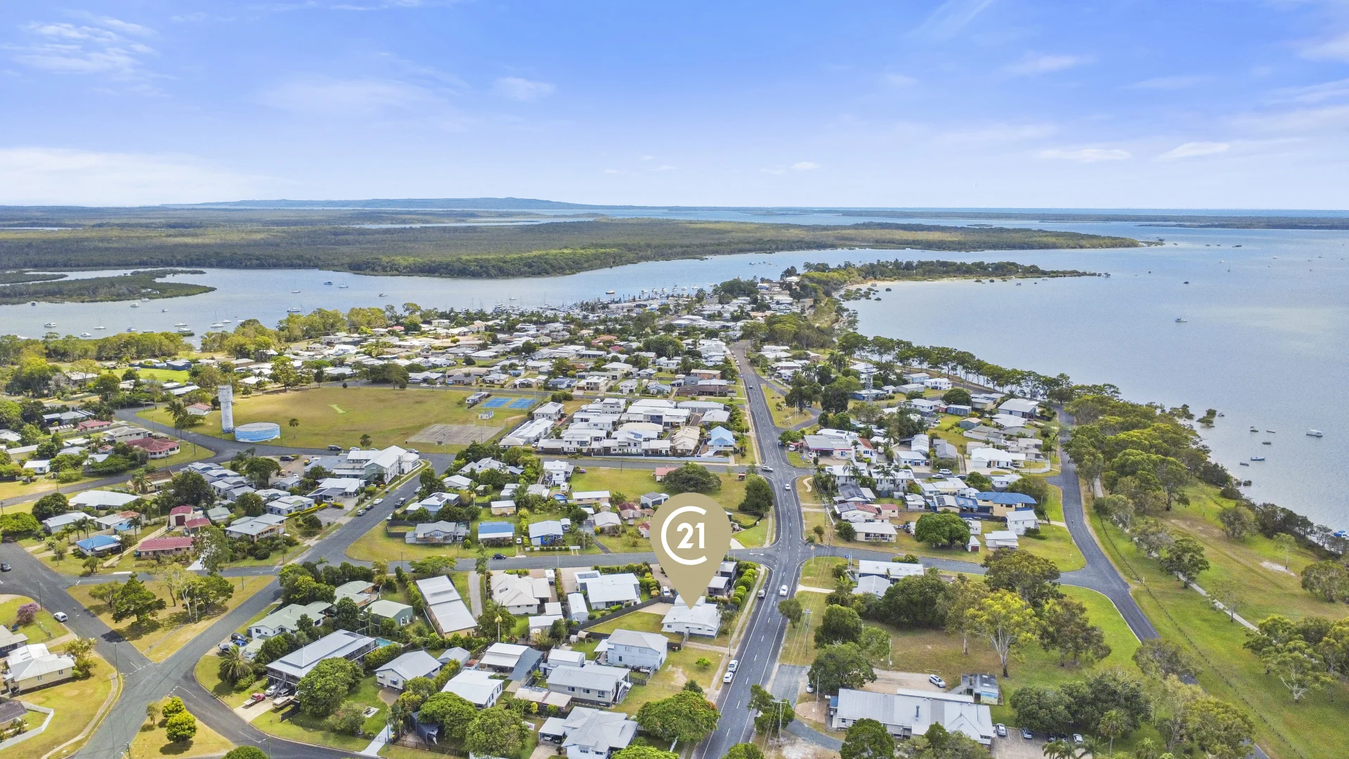 Additional image 18 of 30 Gympie Road, Tin Can Bay QLD 4580