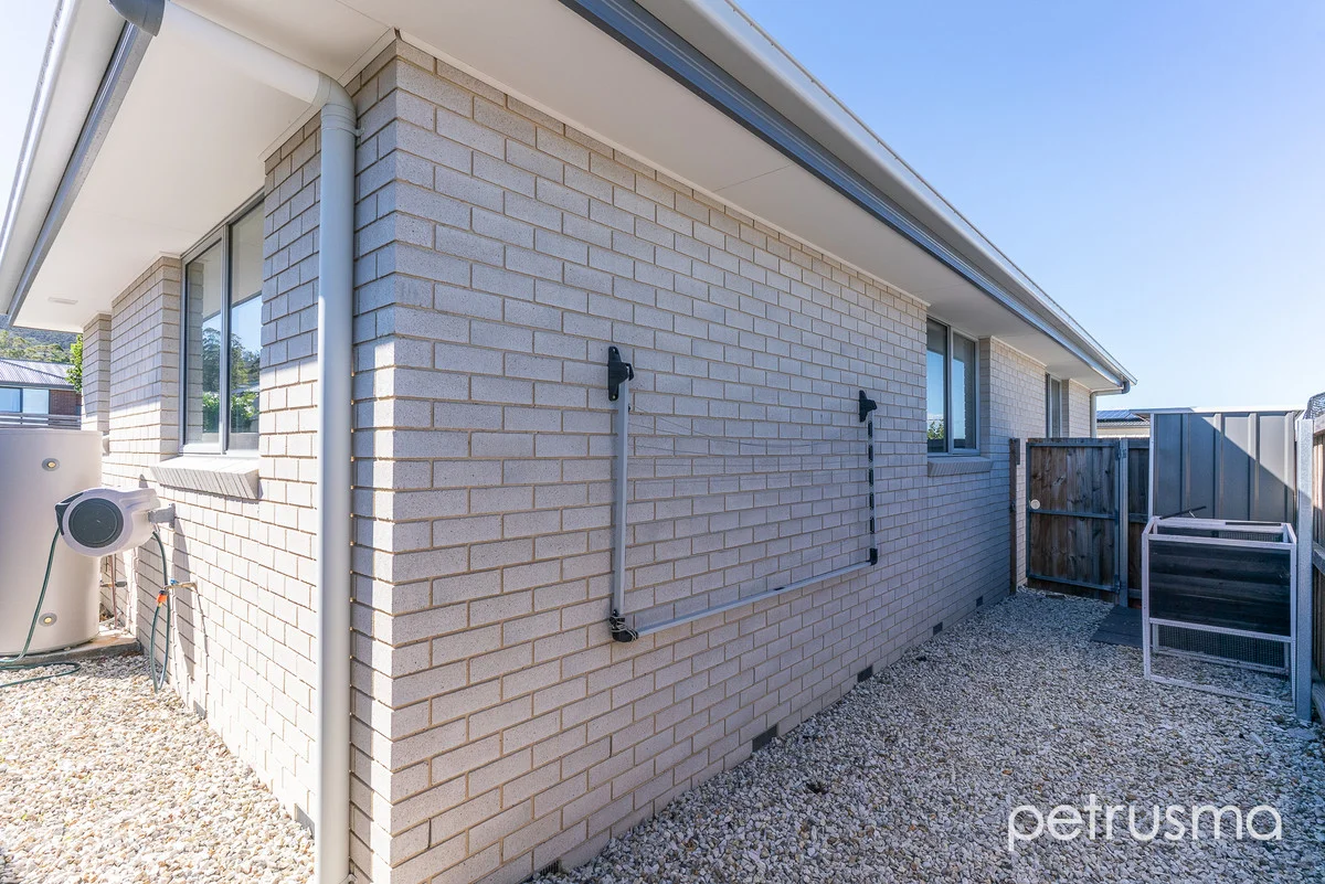 Additional image 23 of 1/4 Mabel Close, Rokeby TAS 7019