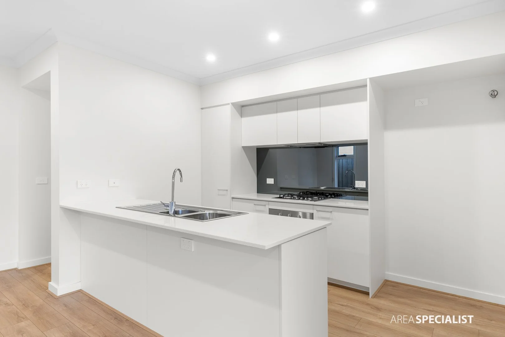 Additional image 8 of 15 Cotswold Street, Mambourin VIC 3024