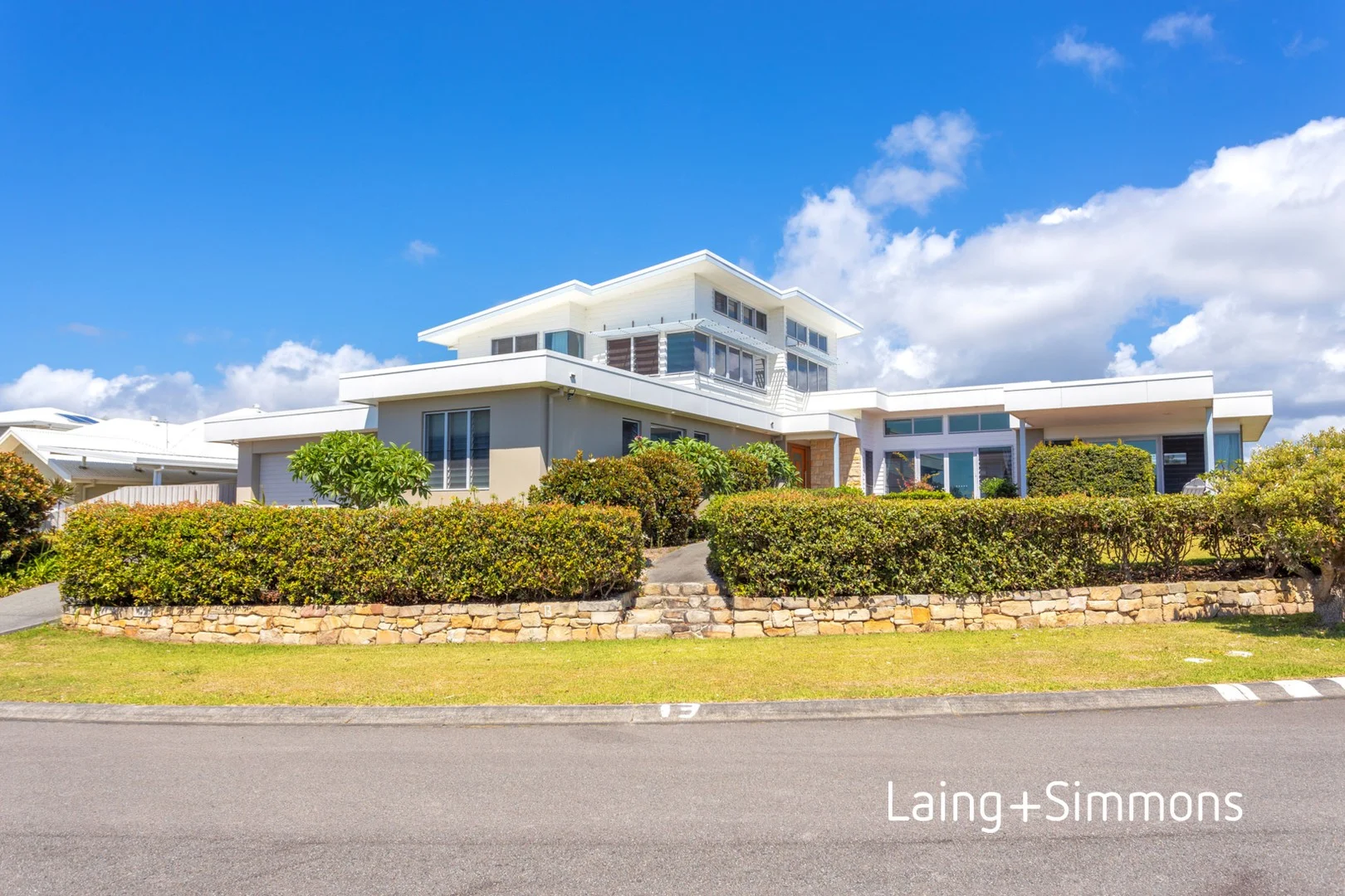 13 Torquay Circuit, Hallidays Point NSW 2430