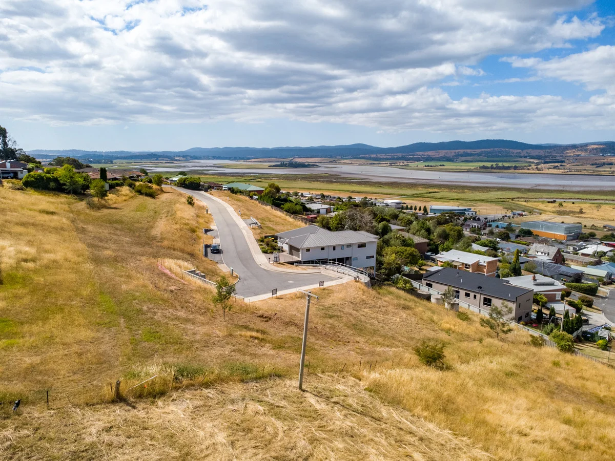 Additional image 9 of 2/47 Orana Place, Riverside TAS 7250