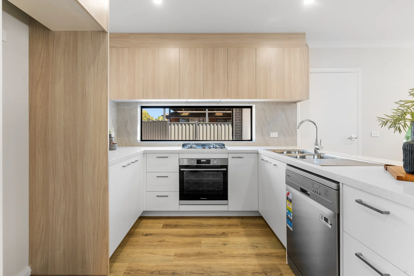 Additional image 8 of 2/120 Sutherland Street, Kilmore VIC 3764