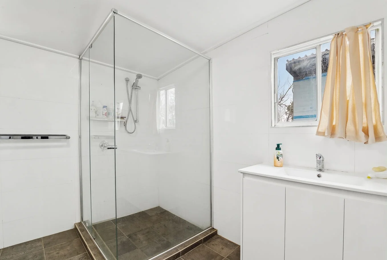 16 Camerons Road, Running Stream NSW 2850 photo 4