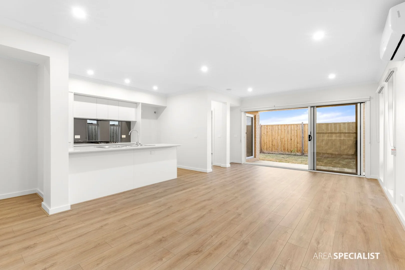 Additional image 10 of 15 Cotswold Street, Mambourin VIC 3024