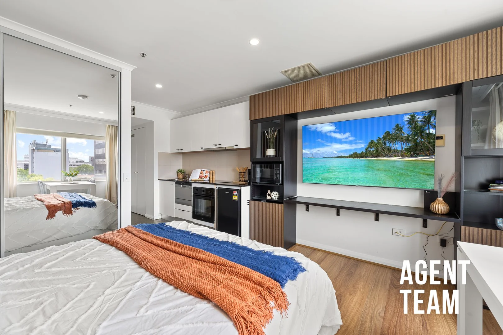 Additional image 4 of 704/2 Akuna Street, City ACT 2601