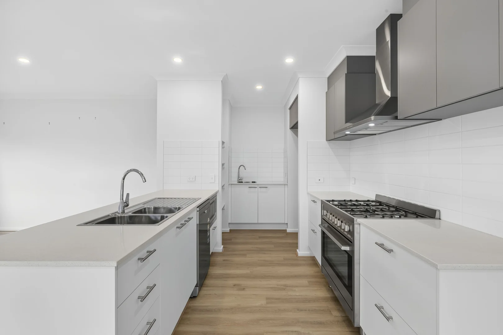 Additional image 5 of 100 Bellarine Highway, Newcomb VIC 3219