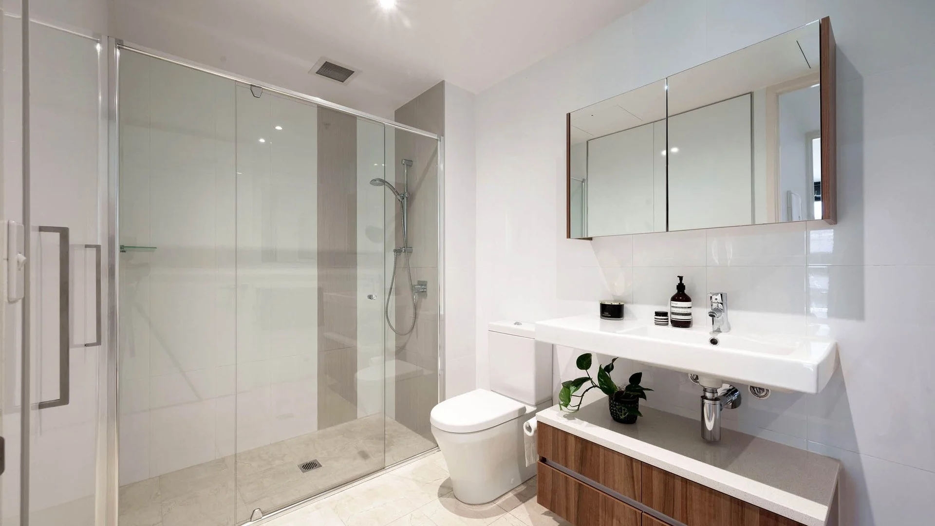 Additional image 7 of 1504/240 Bunda Street, City ACT 2601