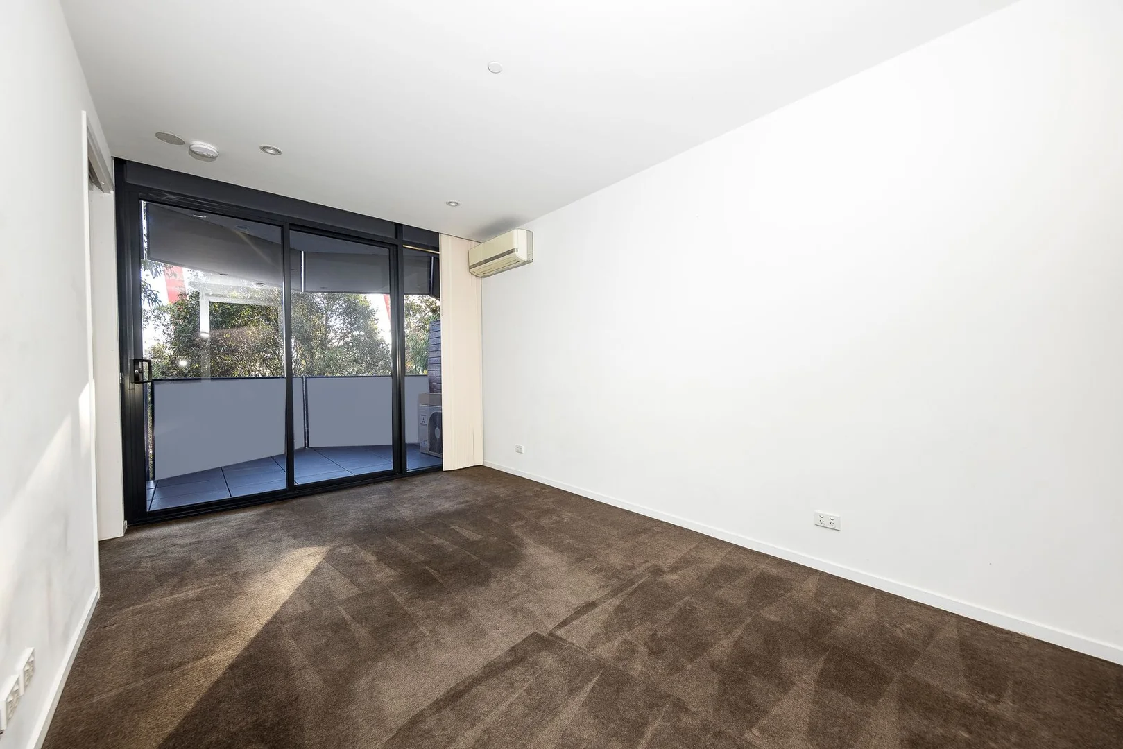 Additional image 4 of 243/38 Mt Alexander Rd, Travancore VIC 3032