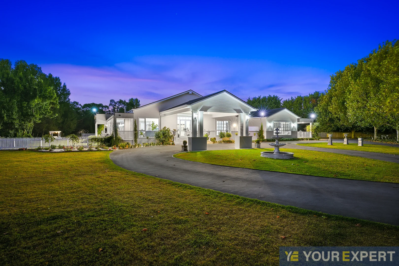 205 Beaconsfield-Emerald Road, Beaconsfield VIC 3807