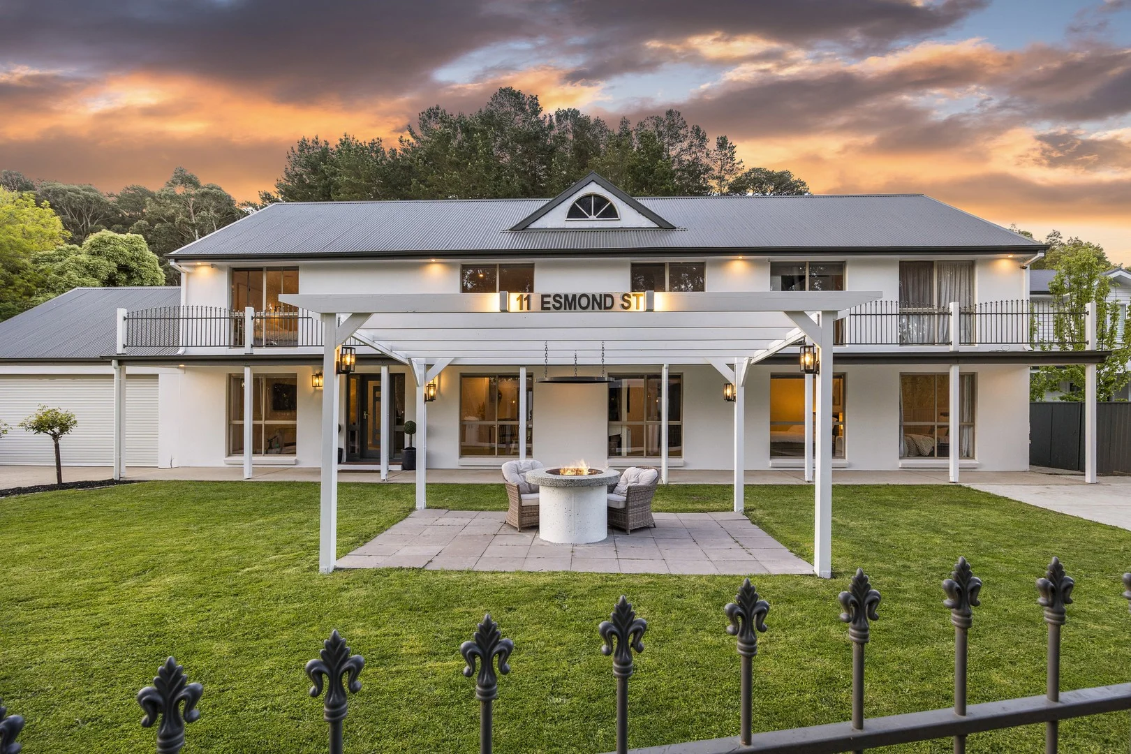 11 Esmond Street, Black Hill VIC 3350