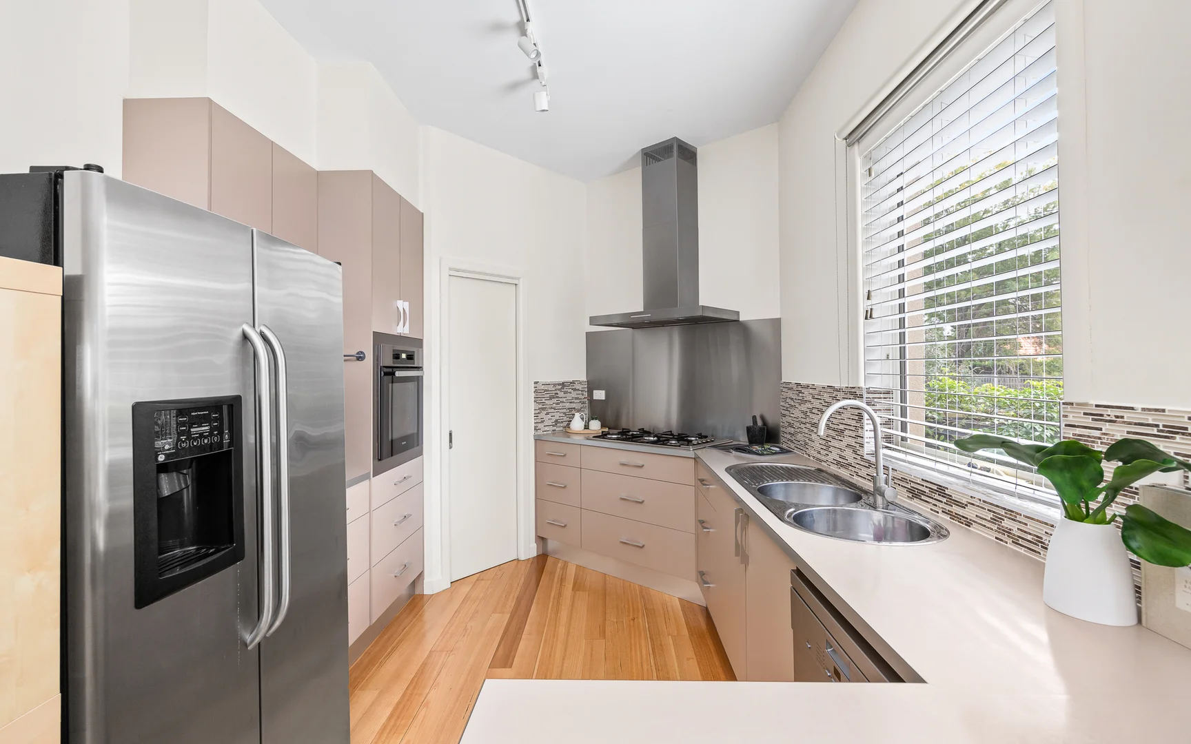 Additional image 3 of 2 Grenville Street, Hampton VIC 3188