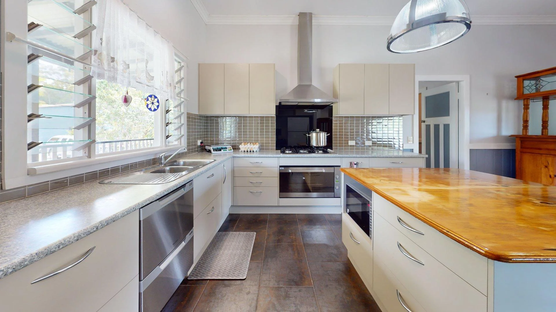 Additional image 4 of 20 Squires Hill Rd, Boolambayte NSW 2423