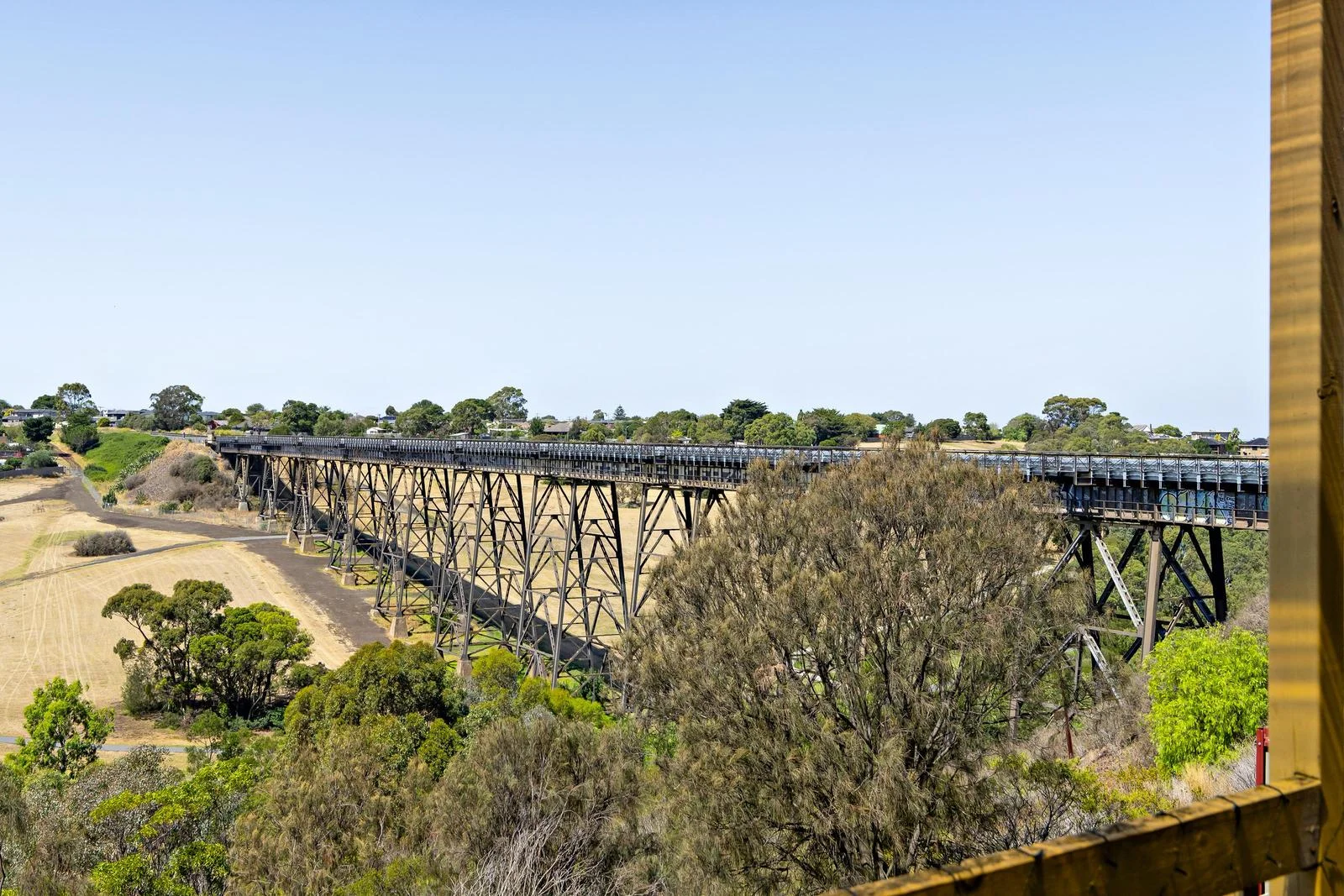 Additional image 14 of 17 Balerno Circle, Gowanbrae VIC 3043