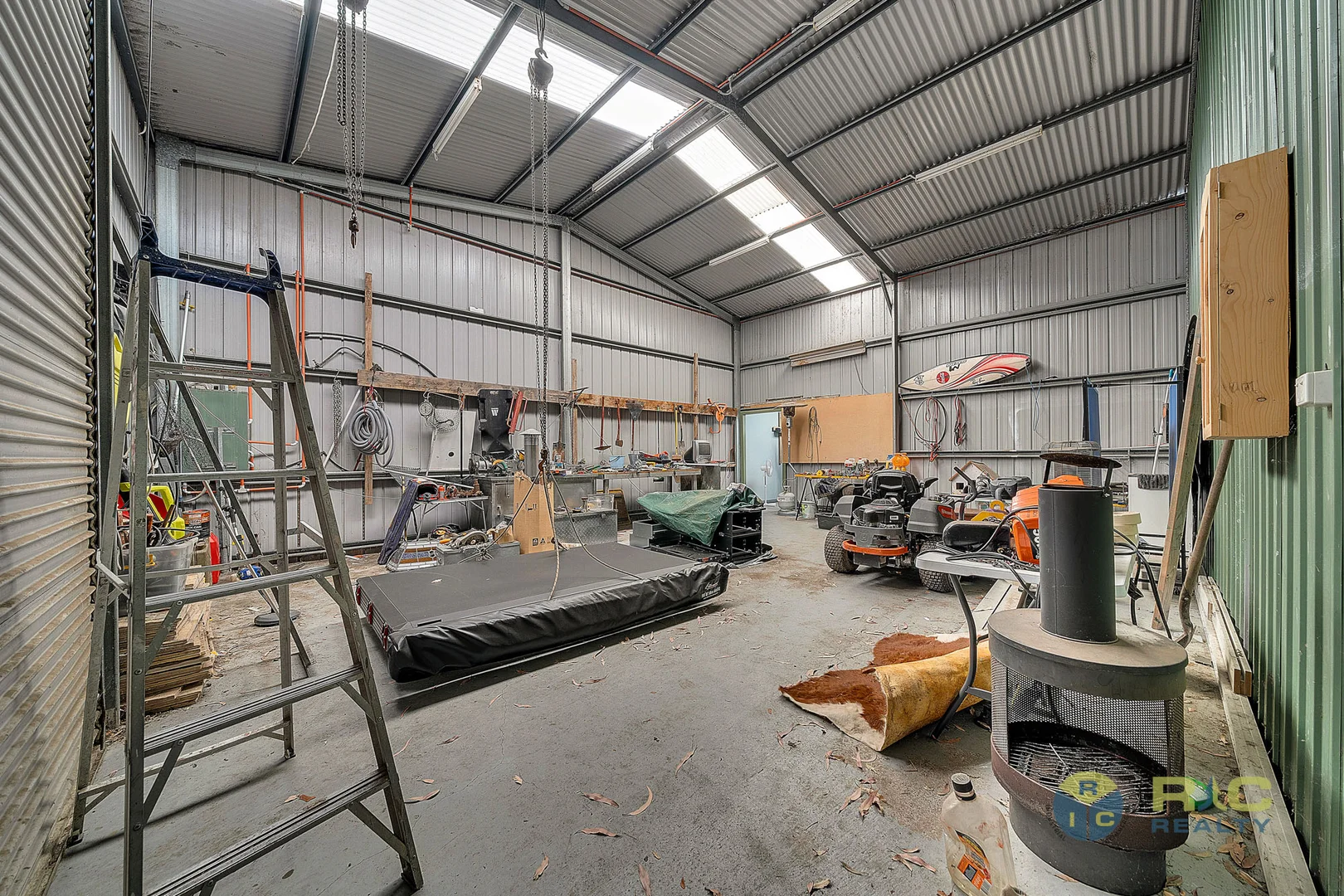 Additional image 38 of 27-29 Canterbury Way, Churchill VIC 3842