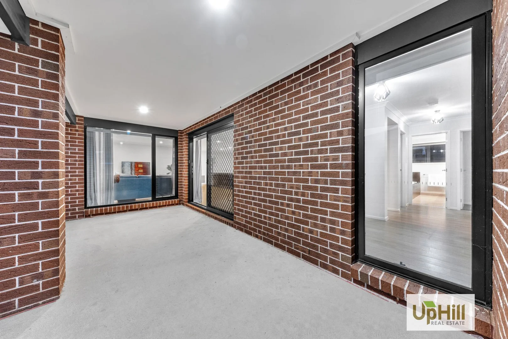 Additional image 18 of 4 Hollybush Avenue, Clyde VIC 3978