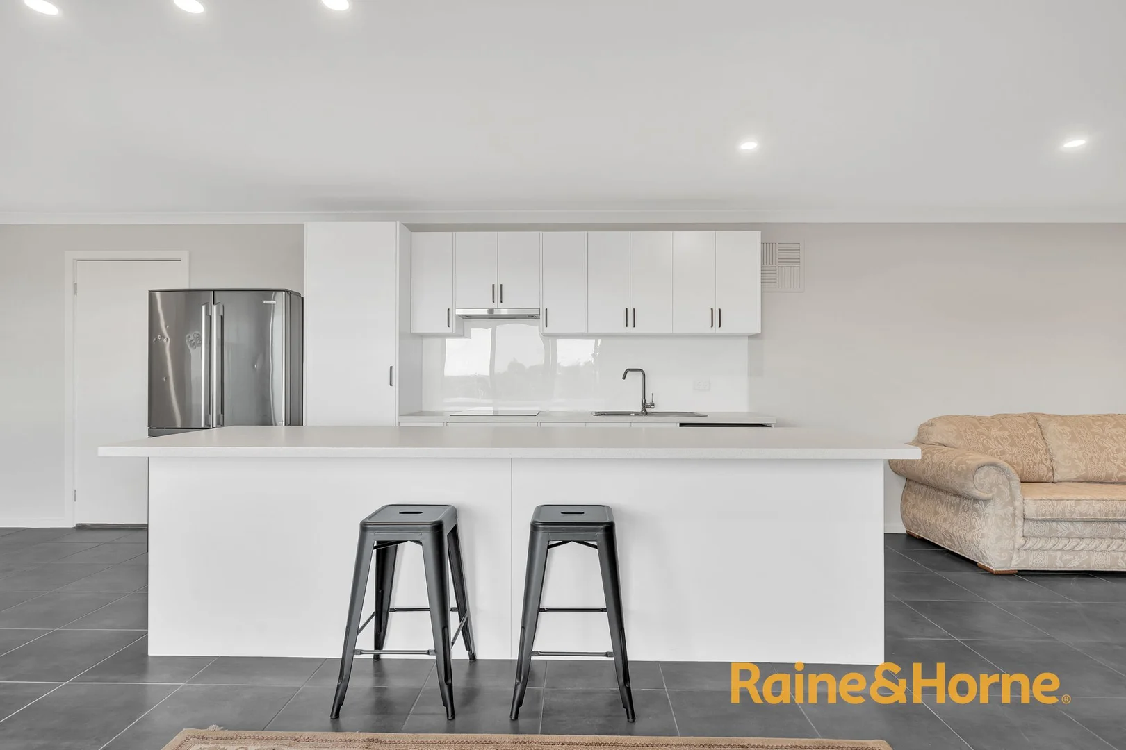 Additional image 21 of 39 Maddison Circuit, Darley VIC 3340