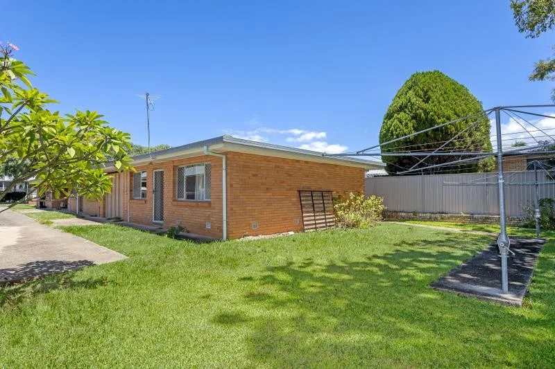 Additional image 2 of 28 GRANT STREET, Redcliffe QLD 4020