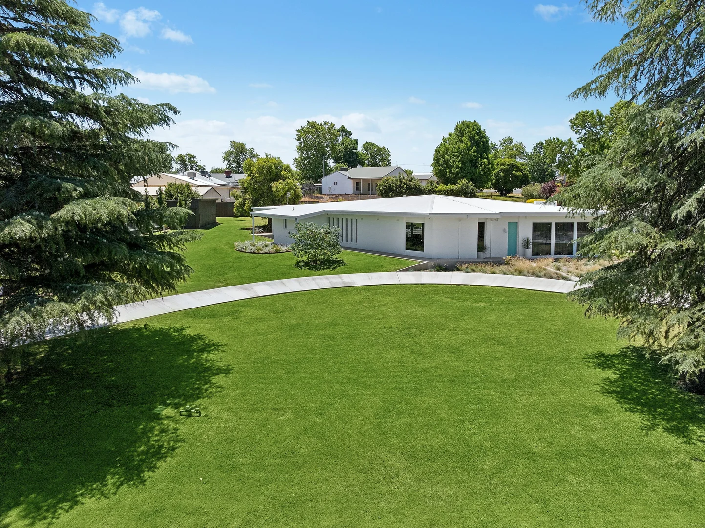 Additional image 3 of 1-3 Flood Street, Narrandera NSW 2700