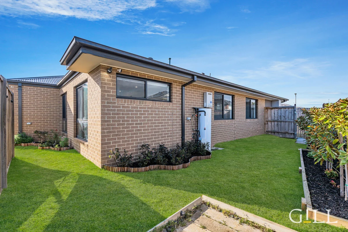 Additional image 17 of 1 Kenana Street, Clyde North VIC 3978