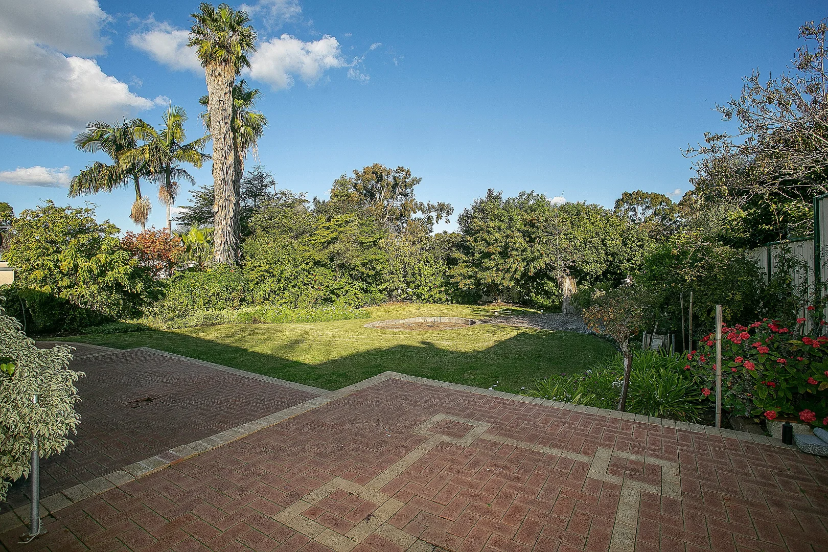 Additional image 17 of 44 Minora Road, Dalkeith WA 6009