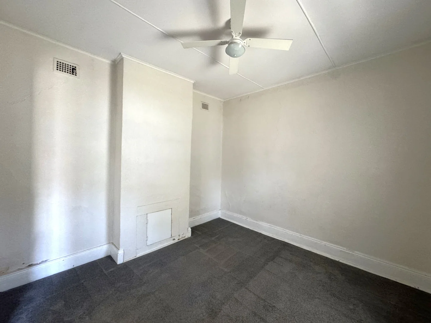 Additional image 5 of 256 Stewart Street, Bathurst NSW 2795