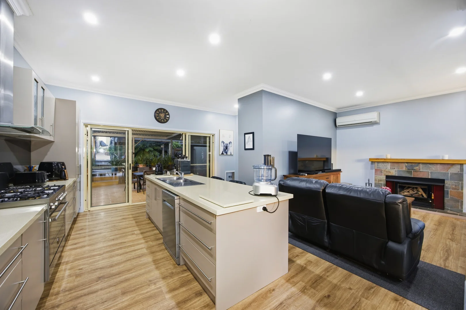 Additional image 5 of 27 Raglan Street, Yea VIC 3717