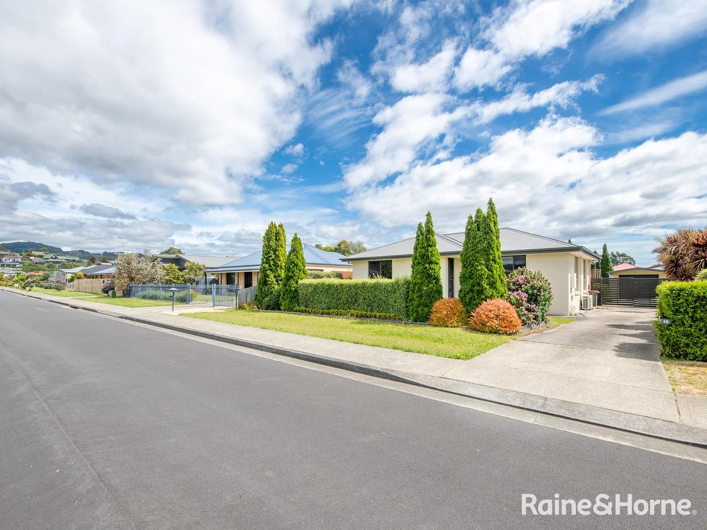 10 Jacaranda Drive, Margate TAS 7054