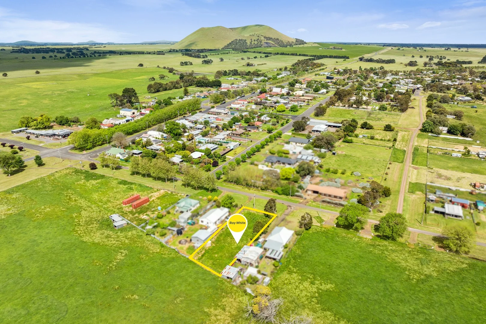 24 Ligar Street, Derrinallum VIC 3325