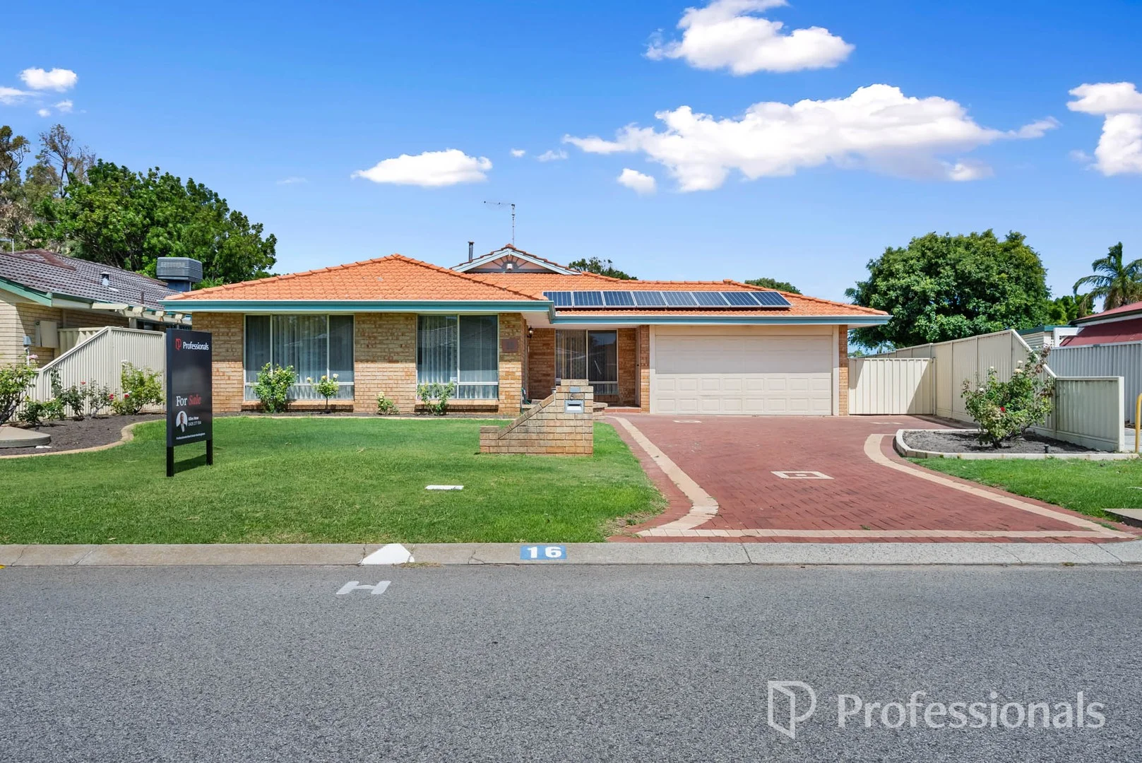 16 Leeward Close, Safety Bay WA 6169