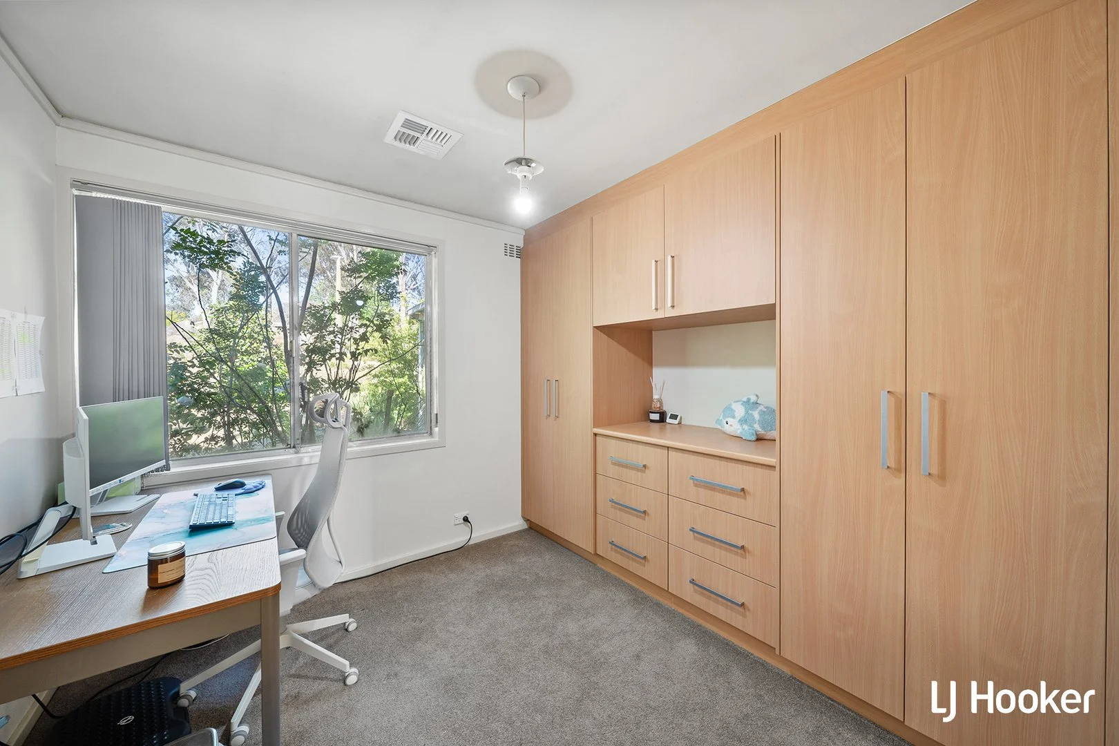 Additional image 14 of 7 Aurora Close, Mawson ACT 2607