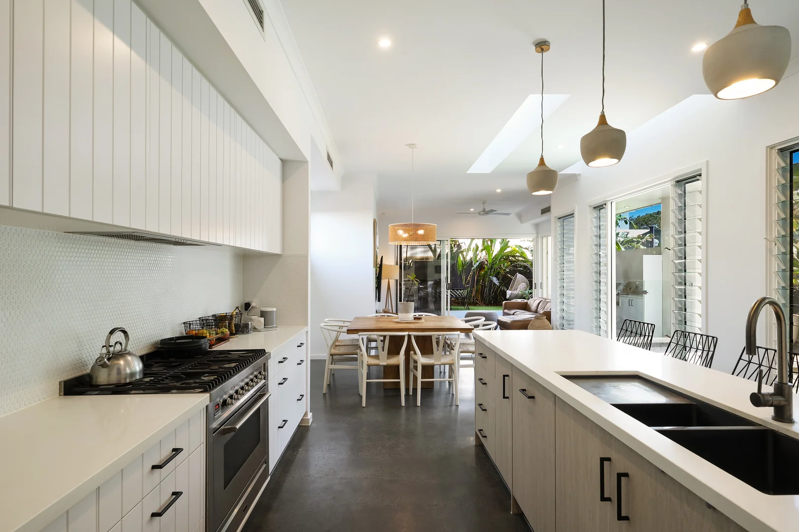 Additional image 7 of 110 Chainey Avenue, Miami QLD 4220