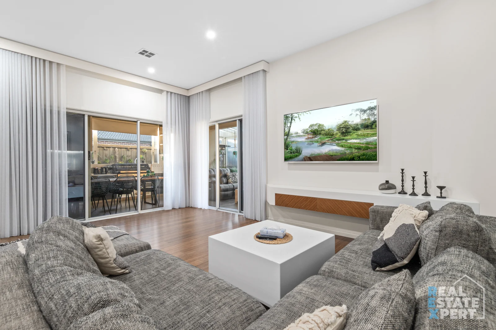 Additional image 7 of 9 Springleaf Avenue, Clyde North VIC 3978