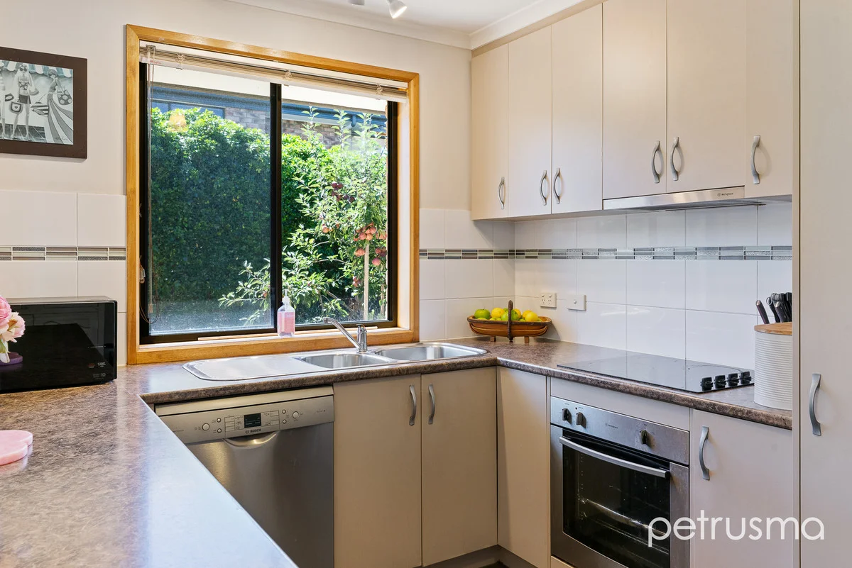 4/5a Lennox Avenue, Lutana TAS 7009