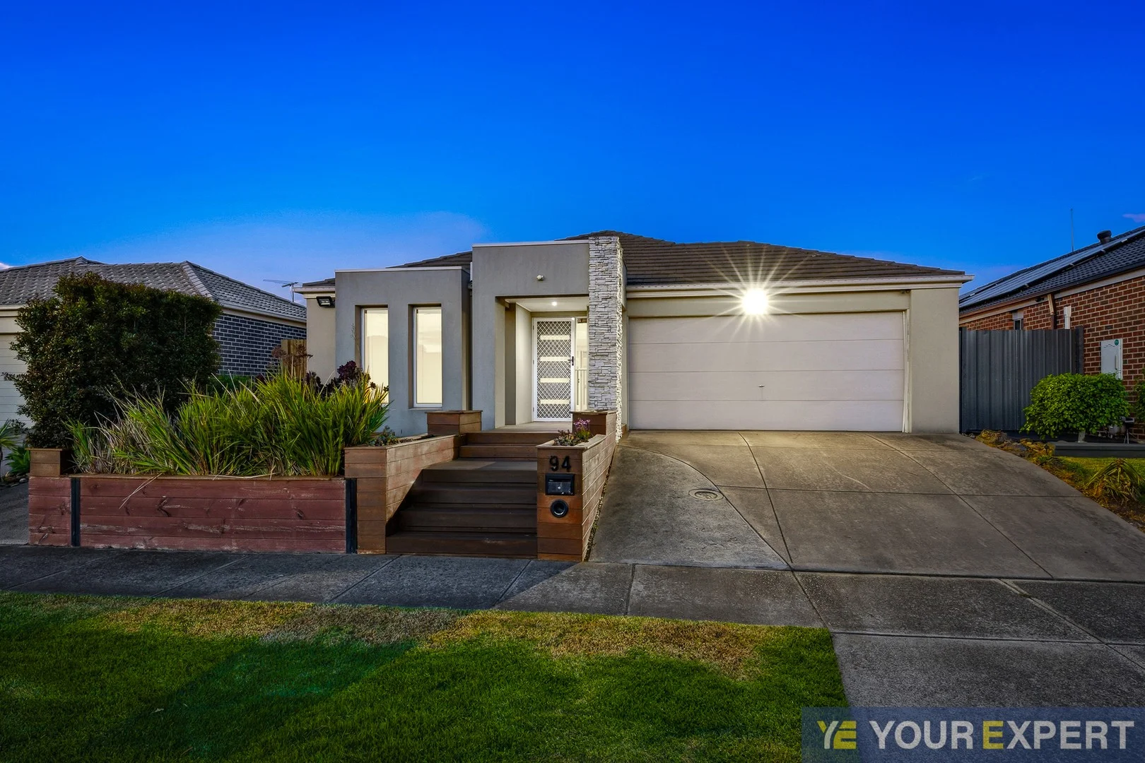 94 Silverwattle Drive, Lyndhurst VIC 3975