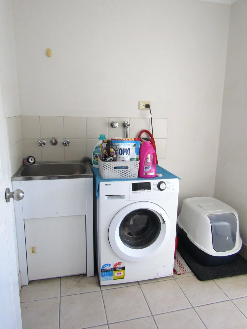 Additional image 29 of 8A 8B Boonery Street, Blackwater QLD 4717