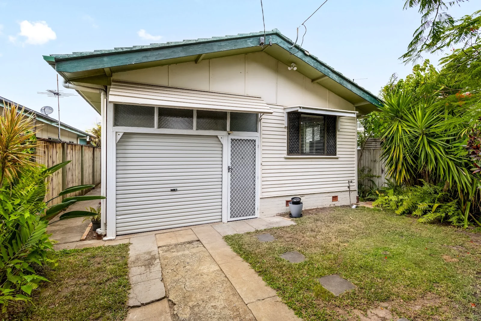 35 Dunbar Street, Margate QLD 4019
