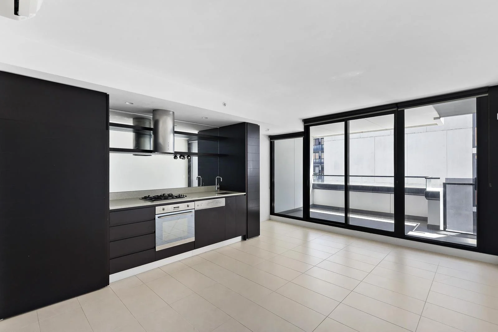 Additional image 2 of 805/615 Victoria Street, Abbotsford VIC 3067