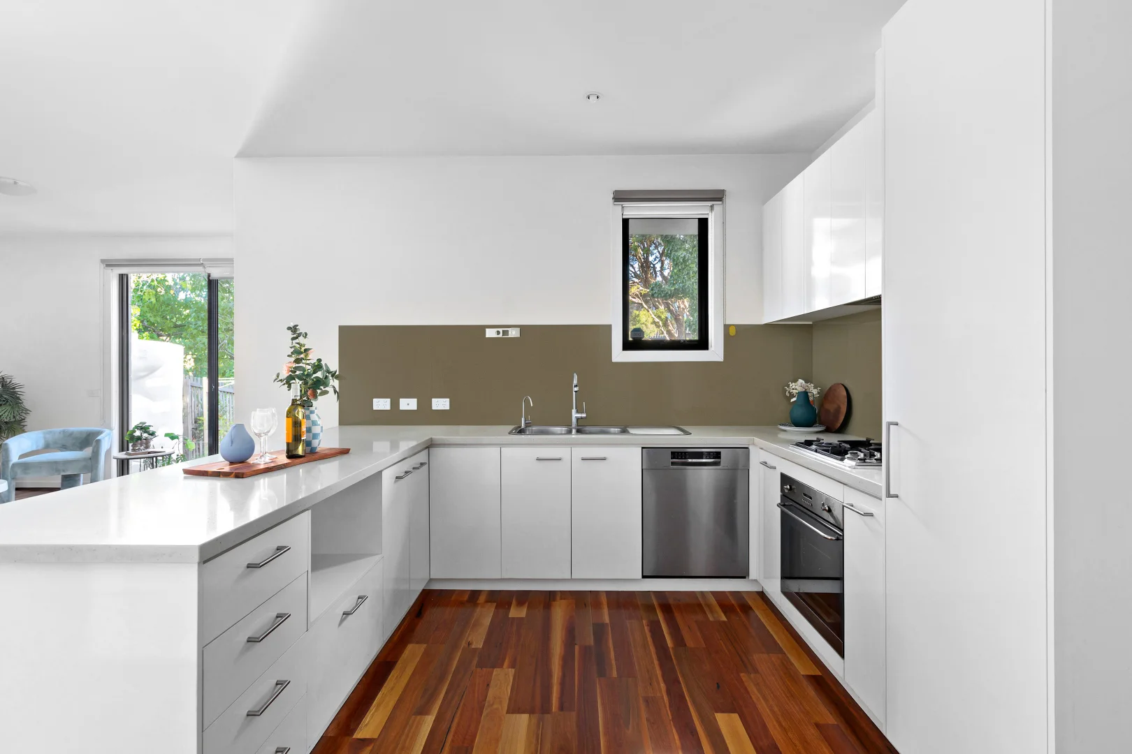 Additional image 8 of 8/5 Yunki Court, Ashwood VIC 3147