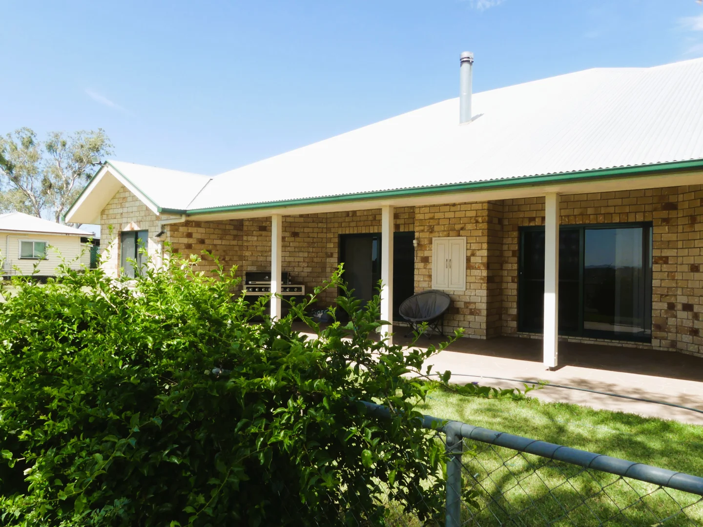 Additional image 7 of 'The Overflow' 102 Crighton Road, Biddeston QLD 4401
