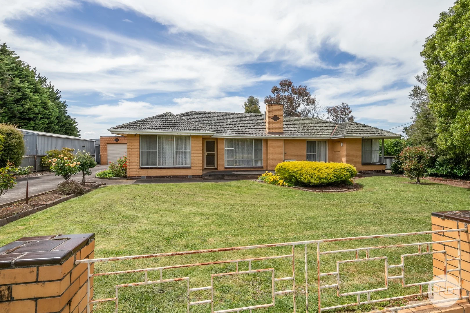 32 Cummins Road, Mount Rowan VIC 3352