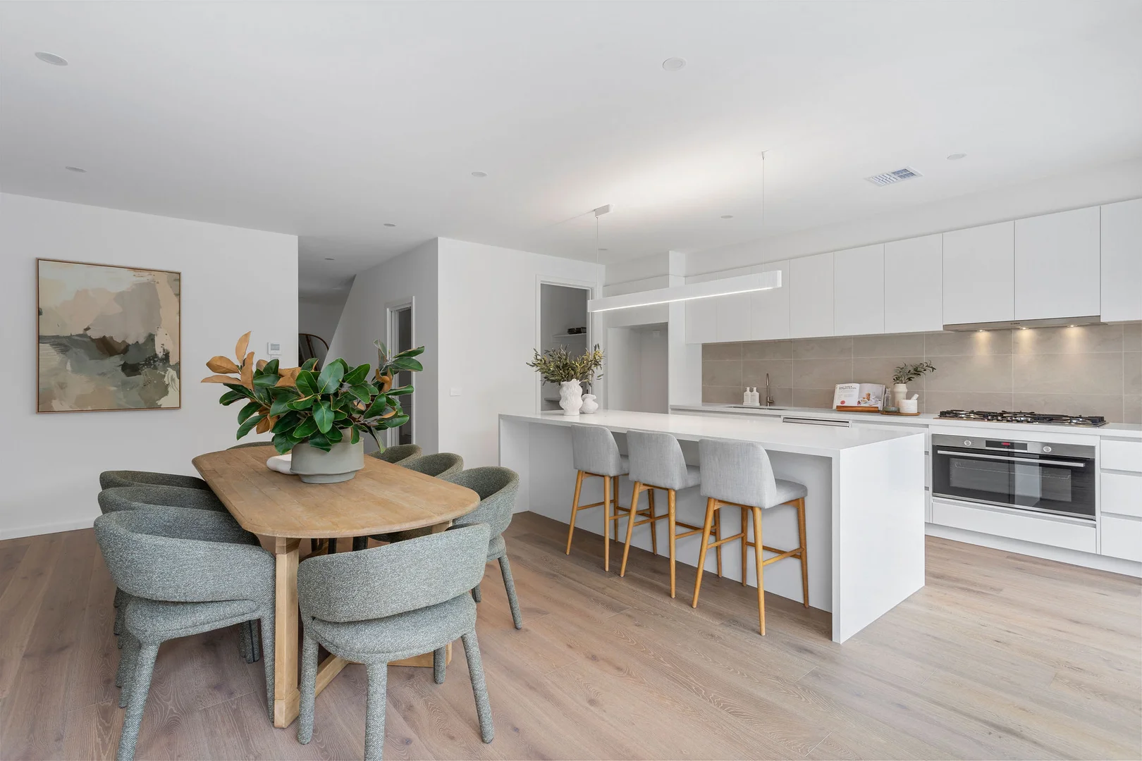 Additional image 3 of 8 Swansea Grove, Mornington VIC 3931