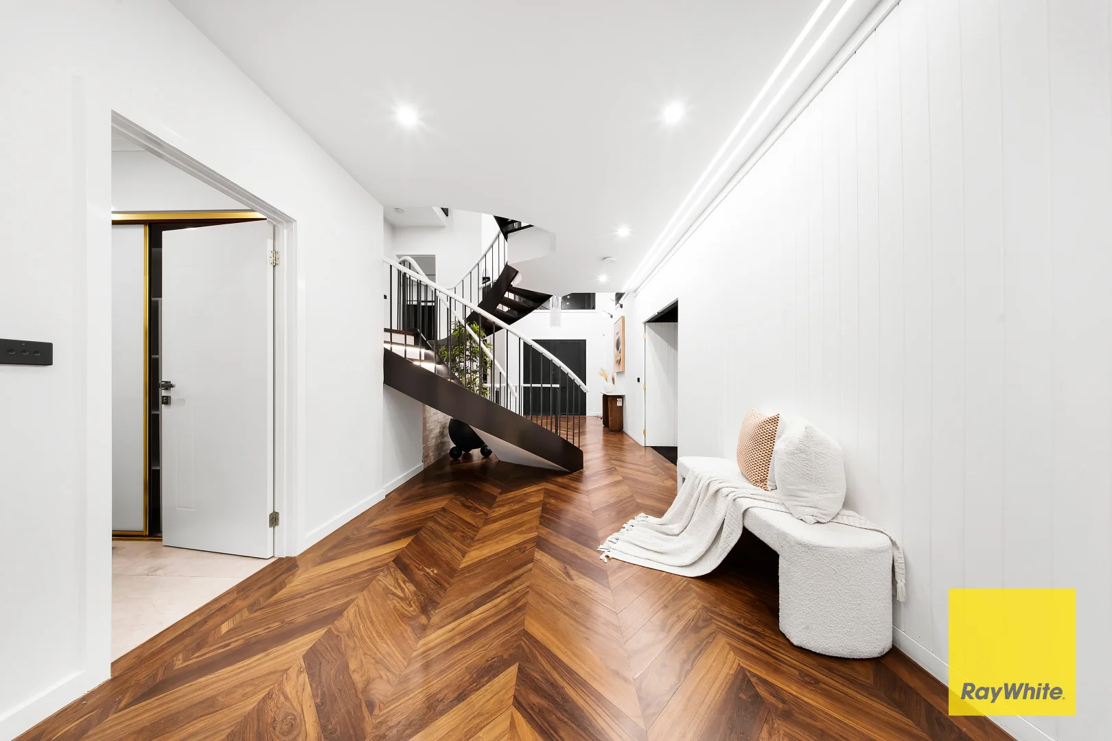 Additional image 41 of 33 Tournament Drive, Sanctuary Lakes VIC 3030