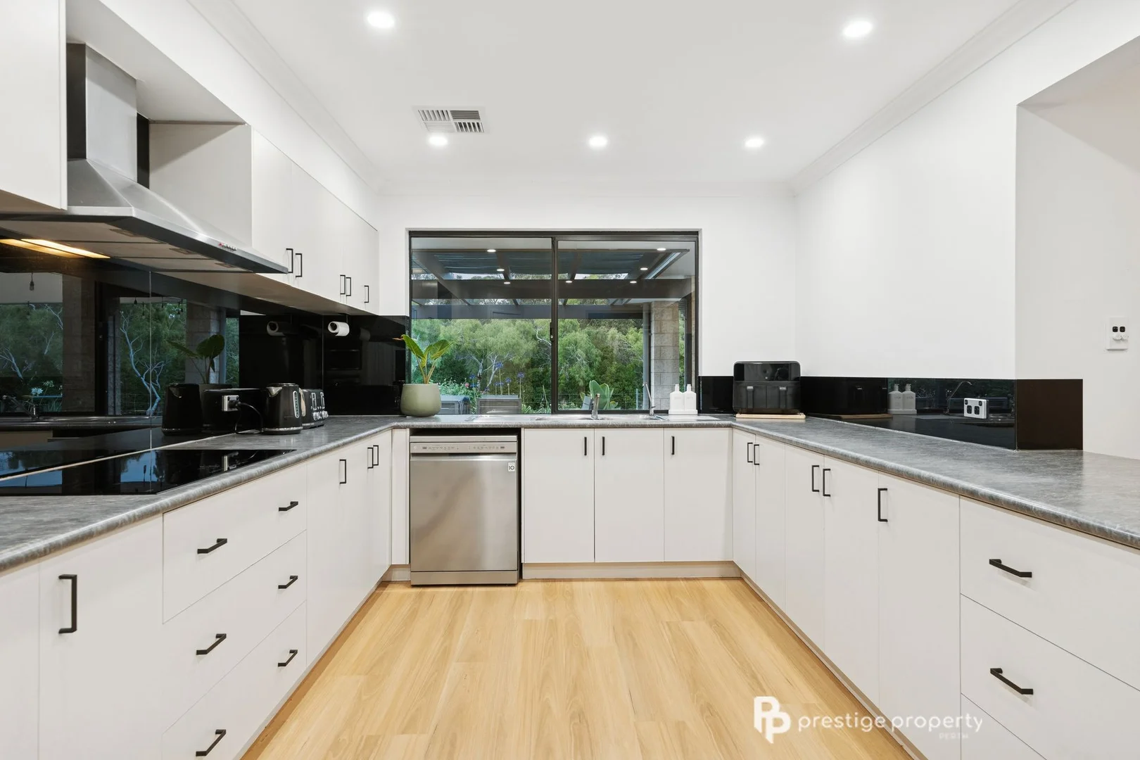 Additional image 15 of 21 Citrus Court, Two Rocks WA 6037