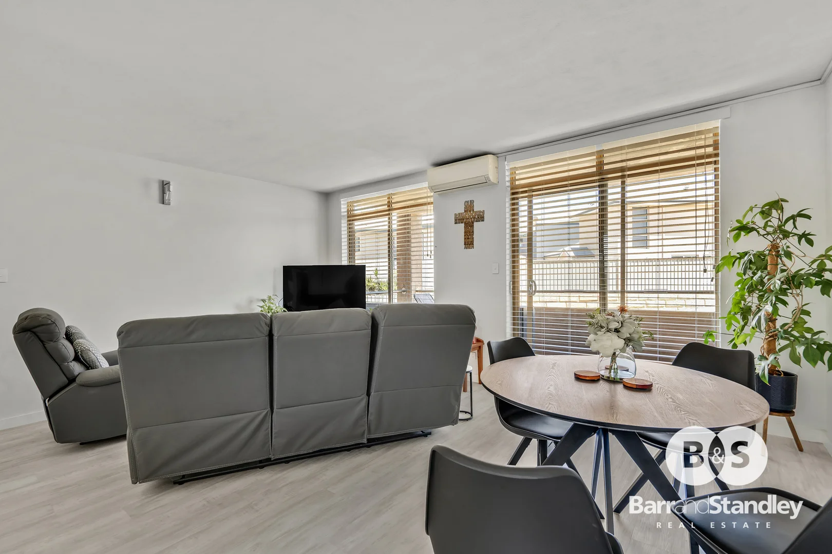 Additional image 8 of 2/173 Ocean Drive, South Bunbury WA 6230