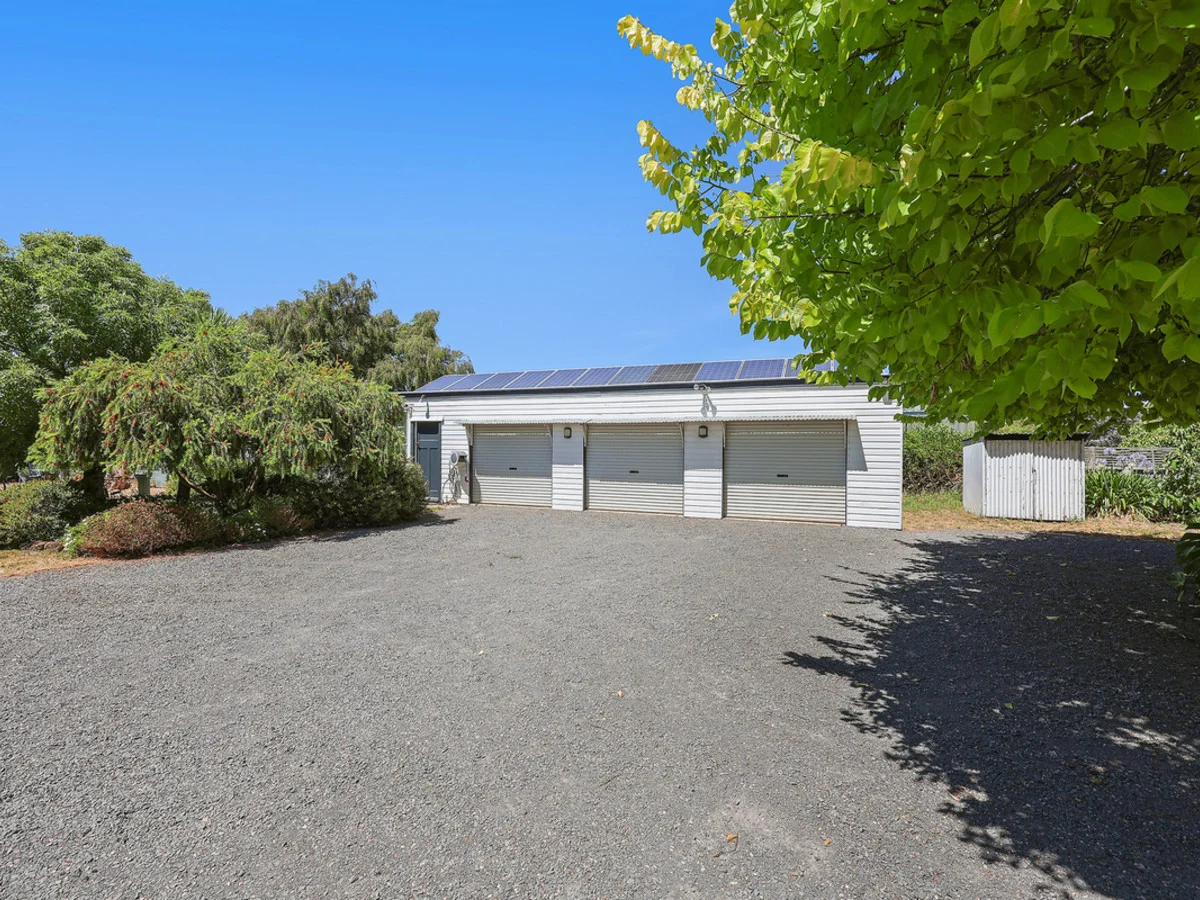 Additional image 15 of 1 Boorook Street, Mortlake VIC 3272