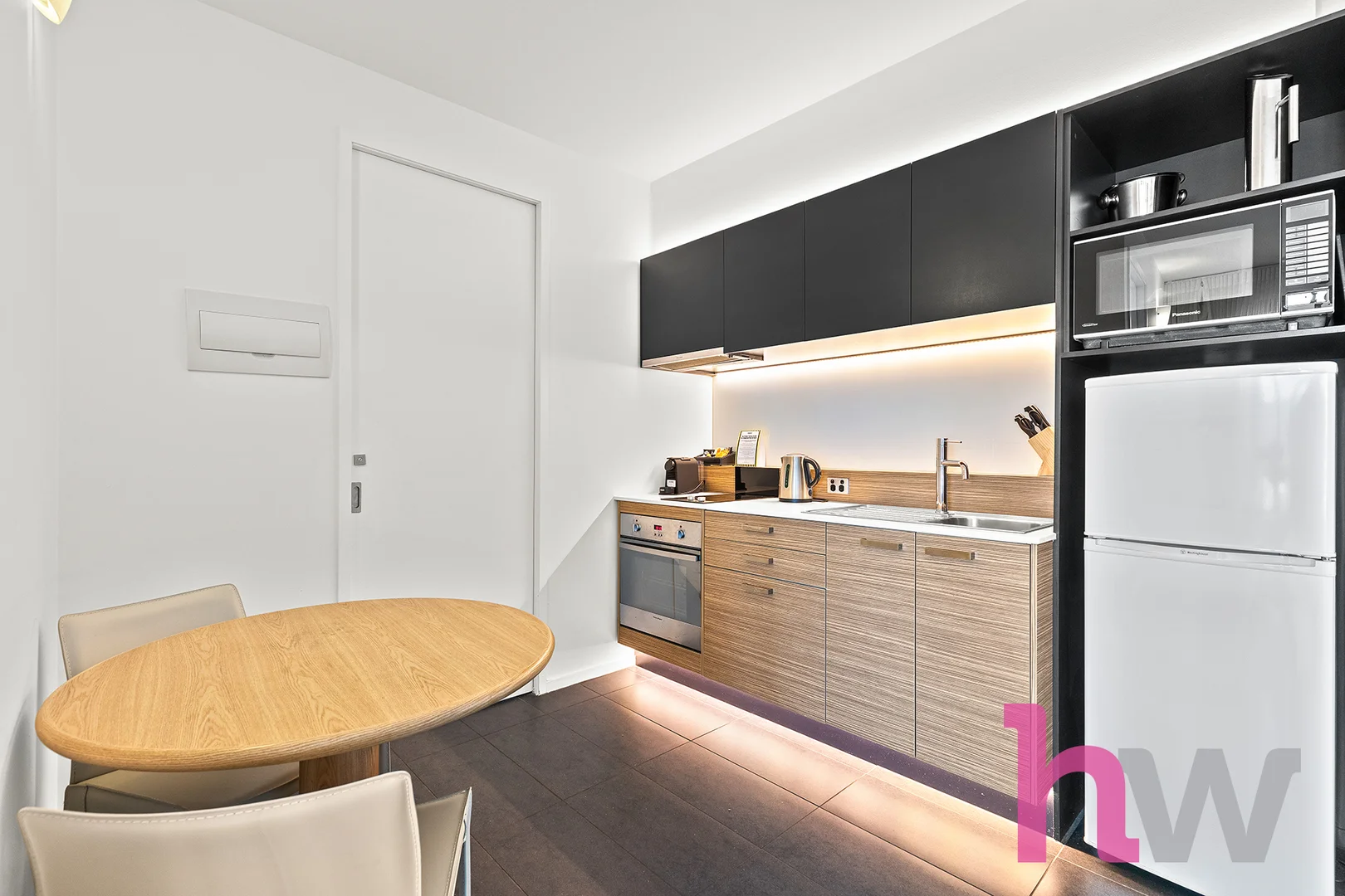 Additional image 4 of 406/6-8 Bellerine Street, Geelong VIC 3220